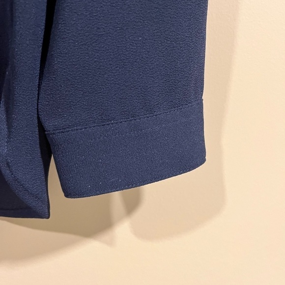 j.jill Navy Long Sleeved Button Down Basic Blouse Small Office Career Preppy - Picture 7 of 8
